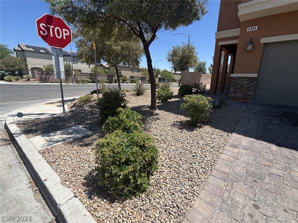 9304 Polwarth Court - Photo 3