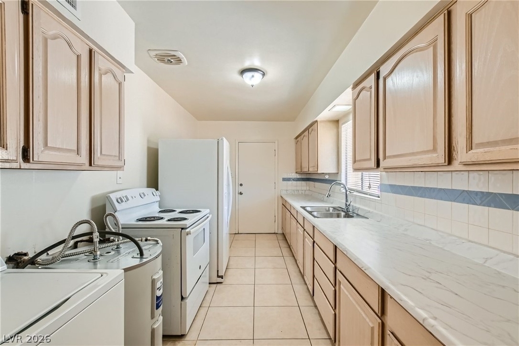 1132 Pahor Drive - Photo 8