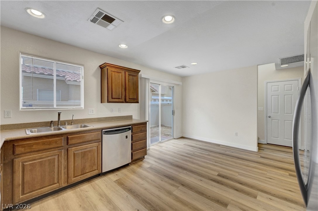 3952 Badgerbrook Street - Photo 15