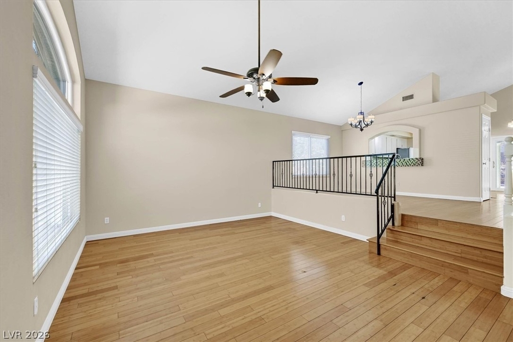 287 Helmsdale Drive - Photo 2