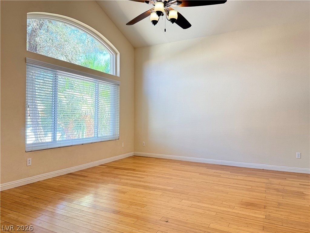 287 Helmsdale Drive - Photo 3