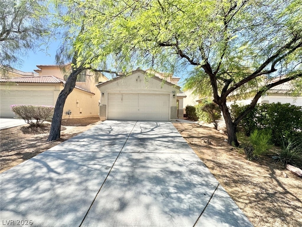 9679 Brooks Lake Avenue - Photo 0