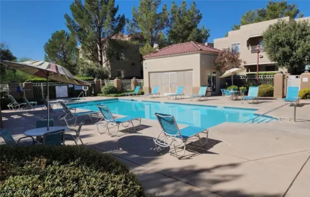 1900 Villa Palms Court - Photo 14