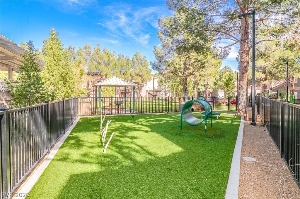 5250 S Rainbow Boulevard - Photo 32