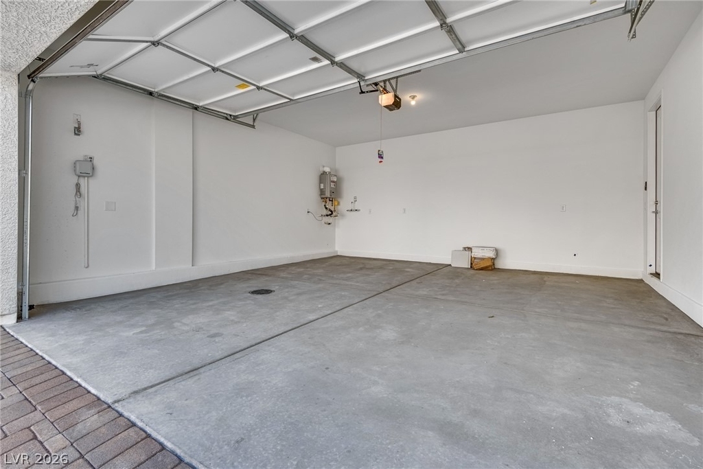 10728 Rhinehill Avenue - Photo 13