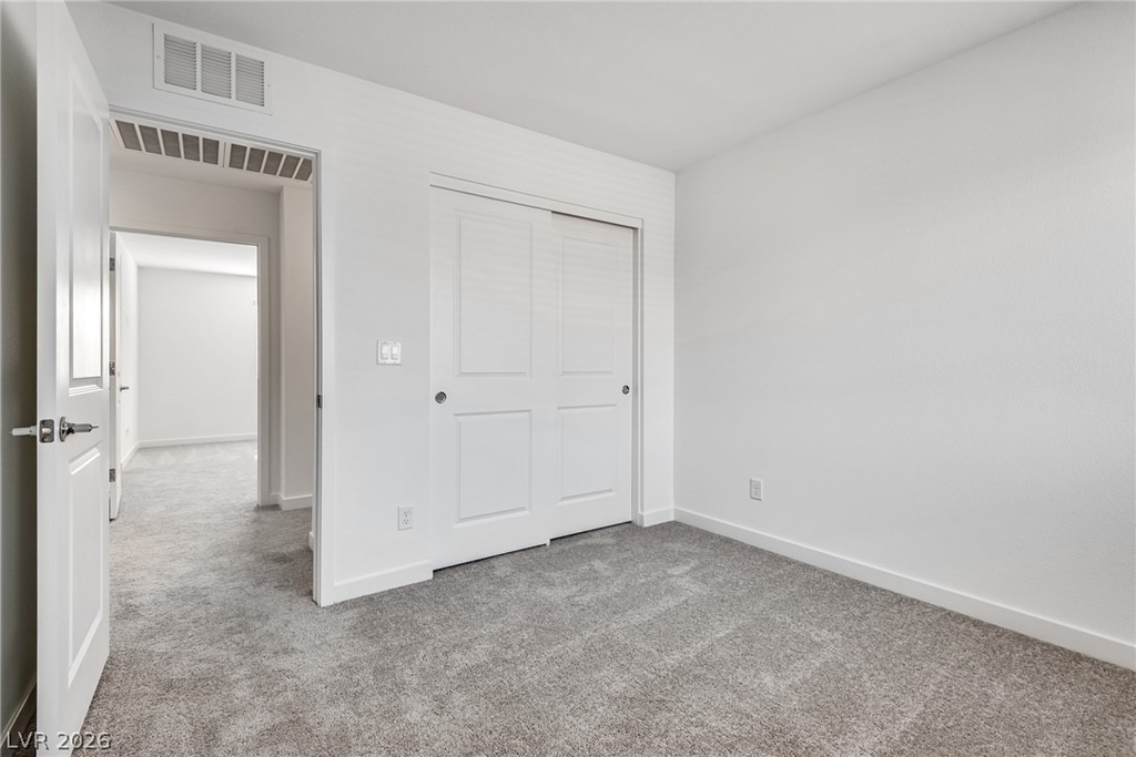 10728 Rhinehill Avenue - Photo 9