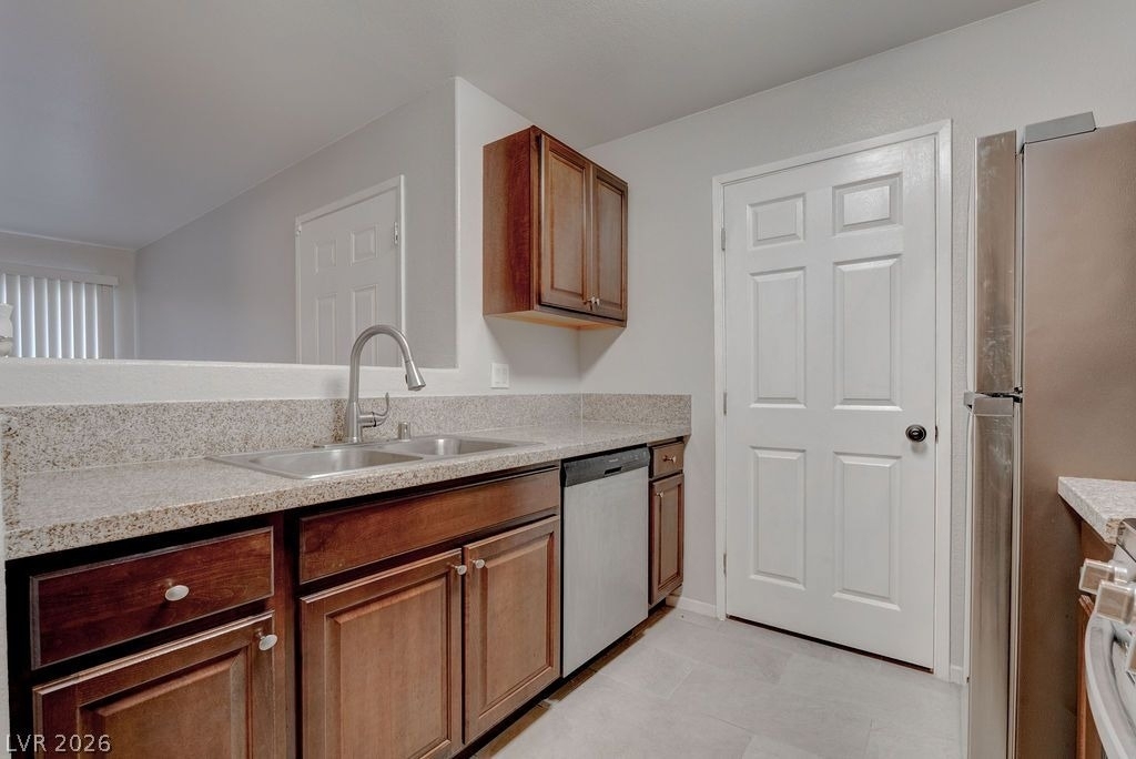7885 W Flamingo Road - Photo 9