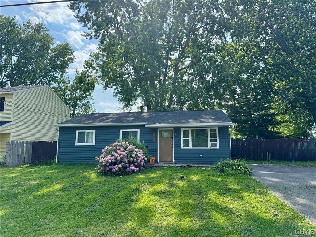 7891 Areopagitica Avenue - Photo 0