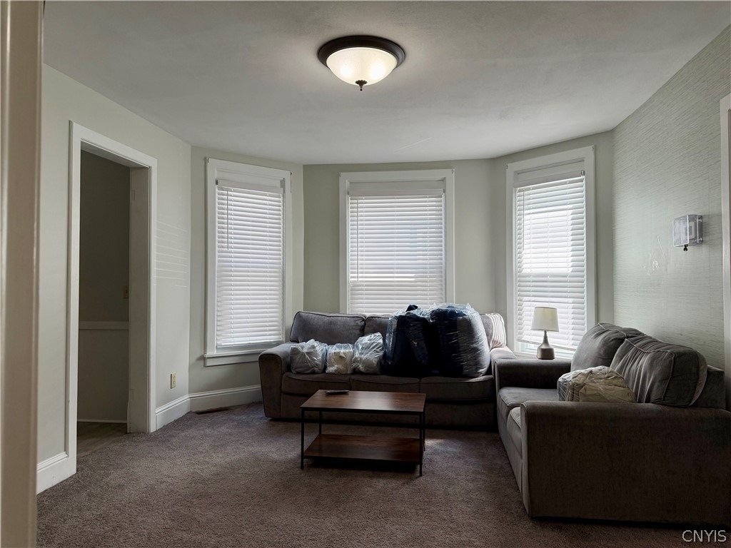 10 Maple Avenue - Photo 3