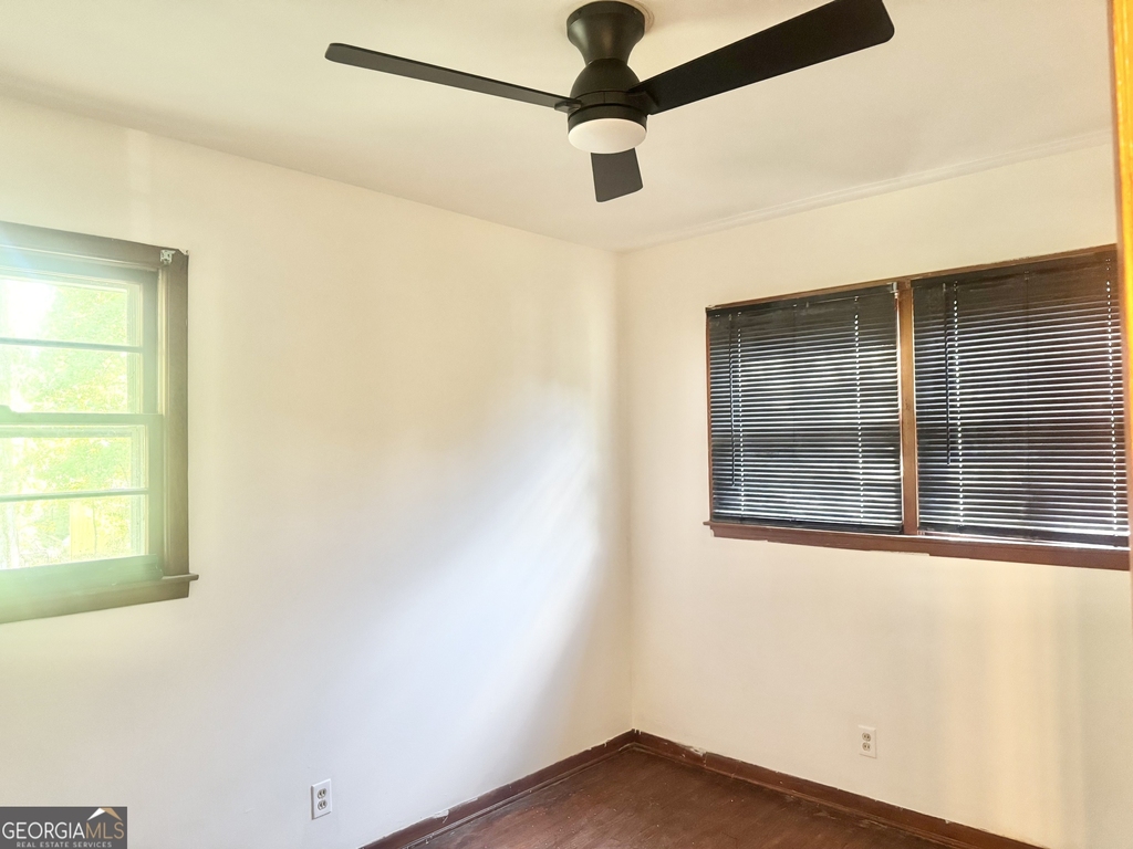 1569 Rock Cut Road - Photo 3