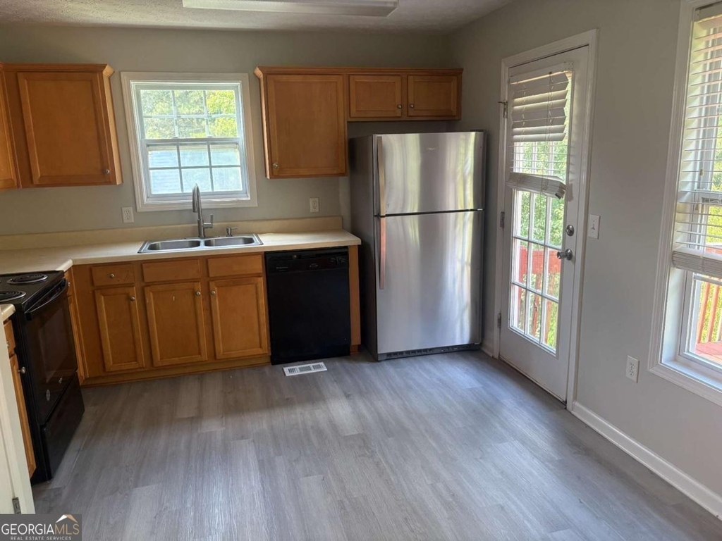 122 Remington Place Drive - Photo 6