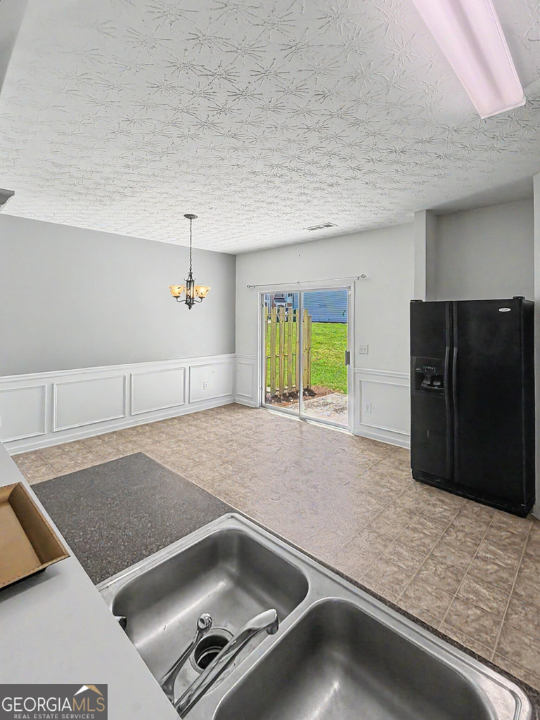 2878 Snapfinger Manor - Photo 11