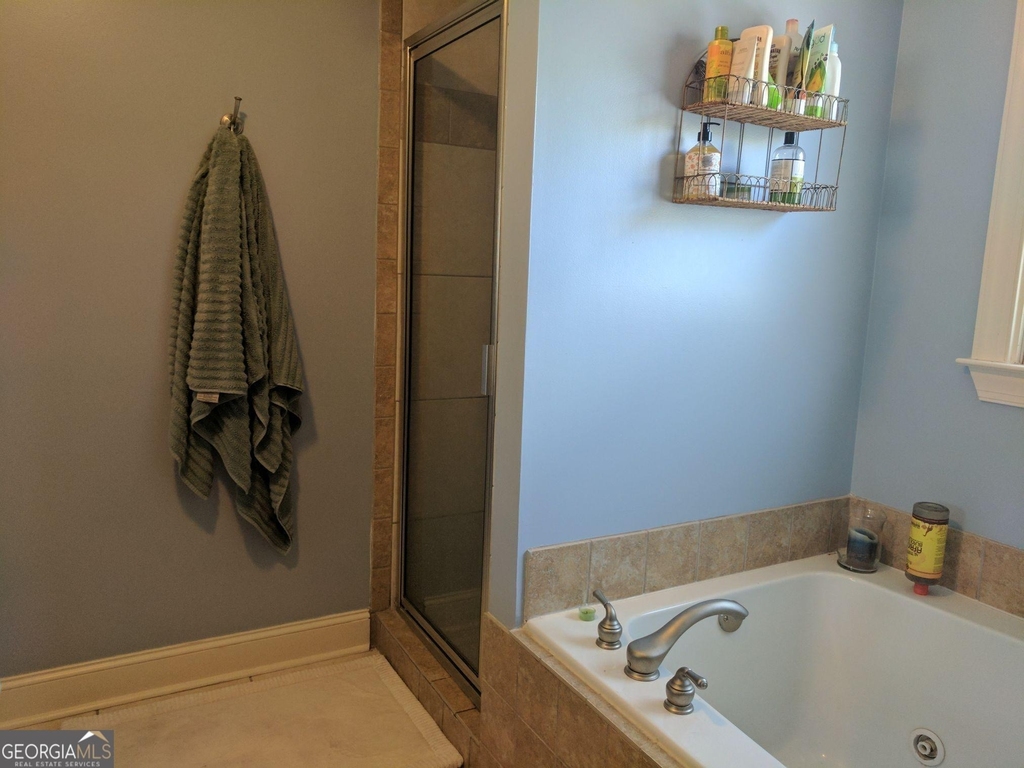 658 Irwin Street Ne - Photo 14