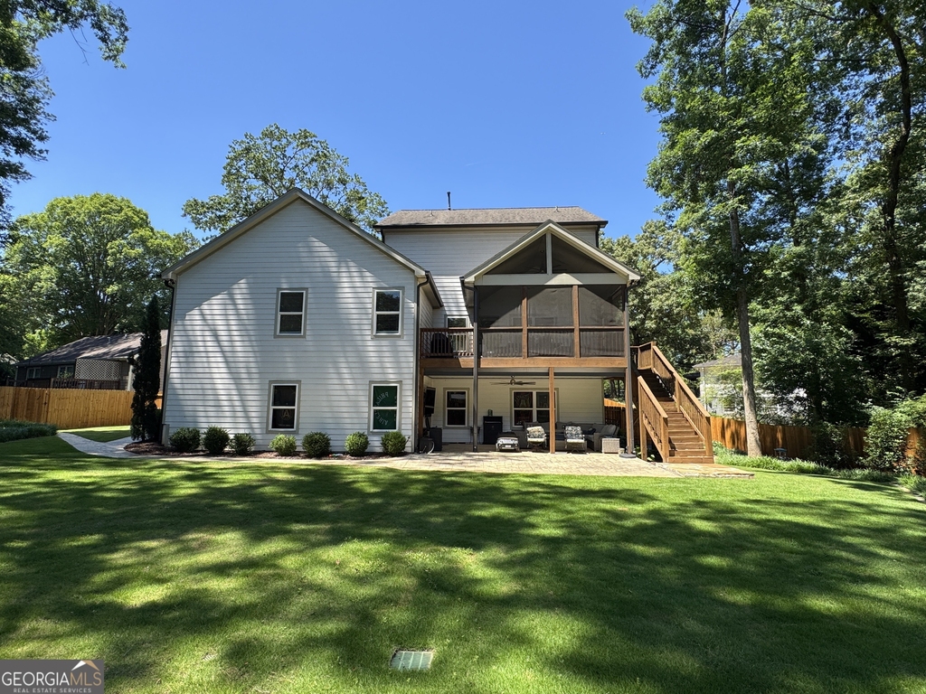 859 East Avenue - Photo 1