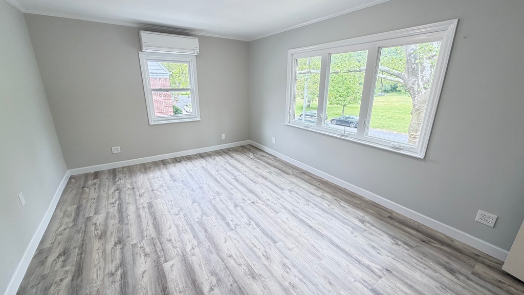 75-56 199th Street - Photo 5