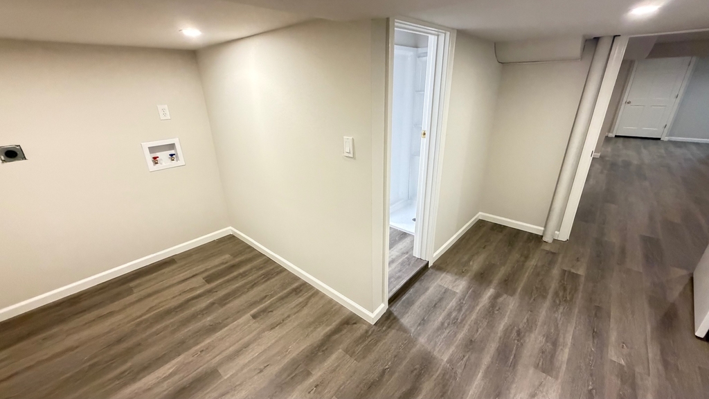 75-56 199th Street - Photo 19
