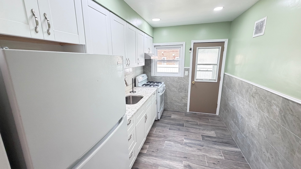 75-56 199th Street - Photo 1
