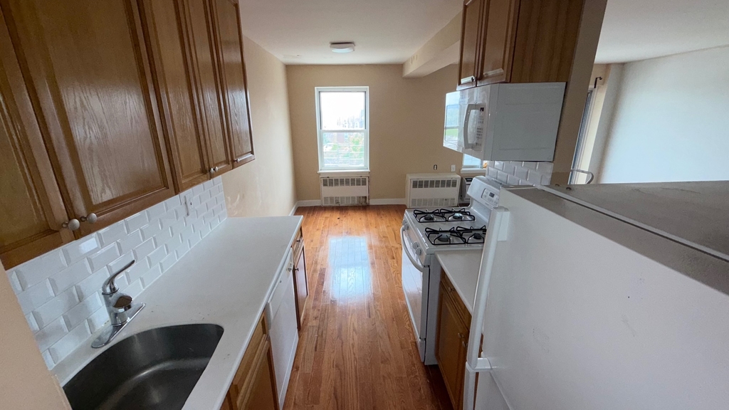 14-66 Bell Boulevard  - Photo 8