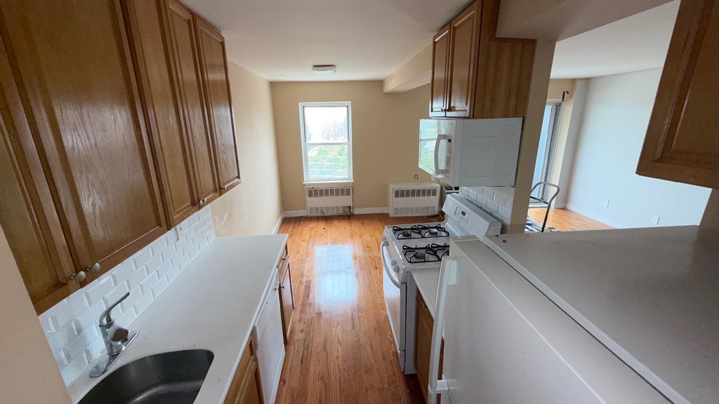 14-66 Bell Boulevard  - Photo 9