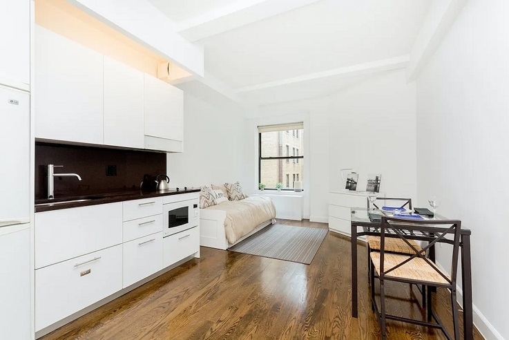West 91st Street - Photo 0