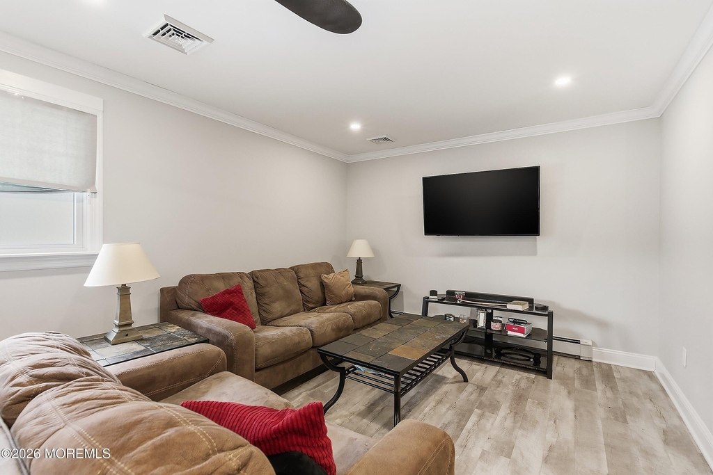 1734 Yorktowne Boulevard - Photo 6