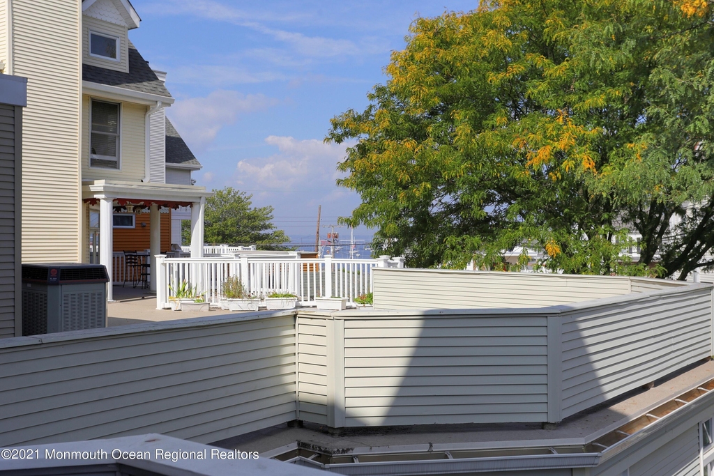 100 1st Street - Photo 15