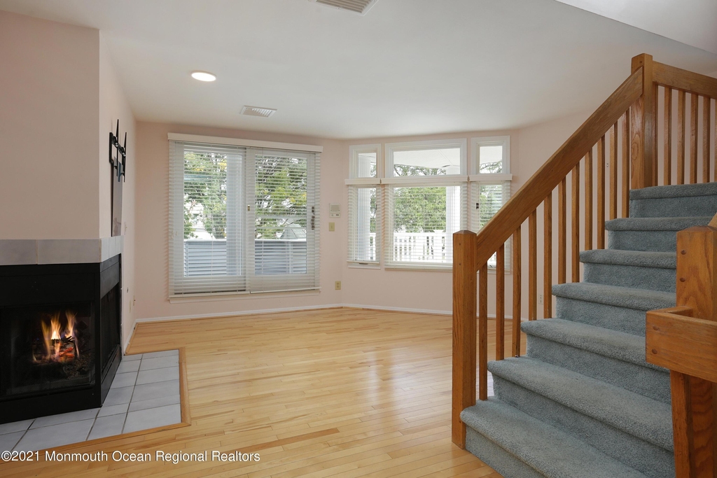 100 1st Street - Photo 11