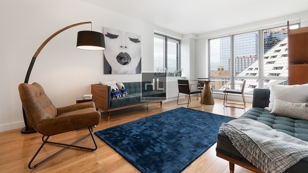West 57th Street - Photo 1