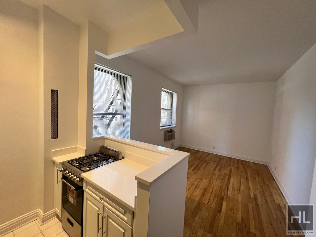 East 83rd Street - Photo 0