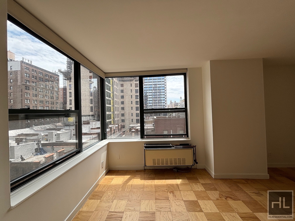 West 87th Street - Photo 6