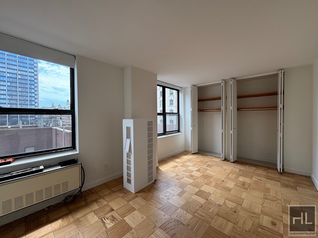 West 87th Street - Photo 5