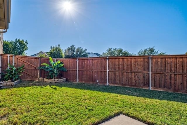 9716 Slide Street - Photo 29