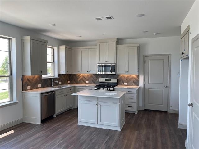 1056 Homestead Way - Photo 1