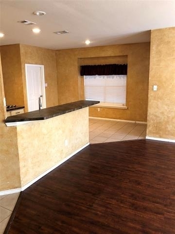 4016 Petersburg Drive - Photo 6