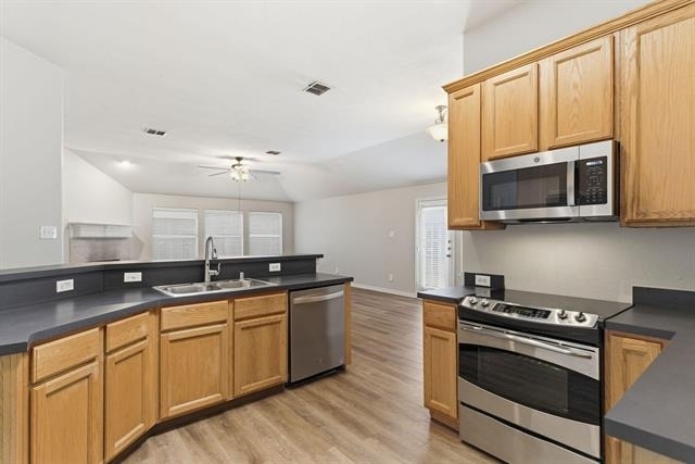 1633 Yellowstone Avenue - Photo 2