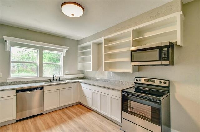 982 W Tarleton Street - Photo 2