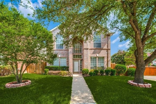 3021 Sawtooth Drive - Photo 0