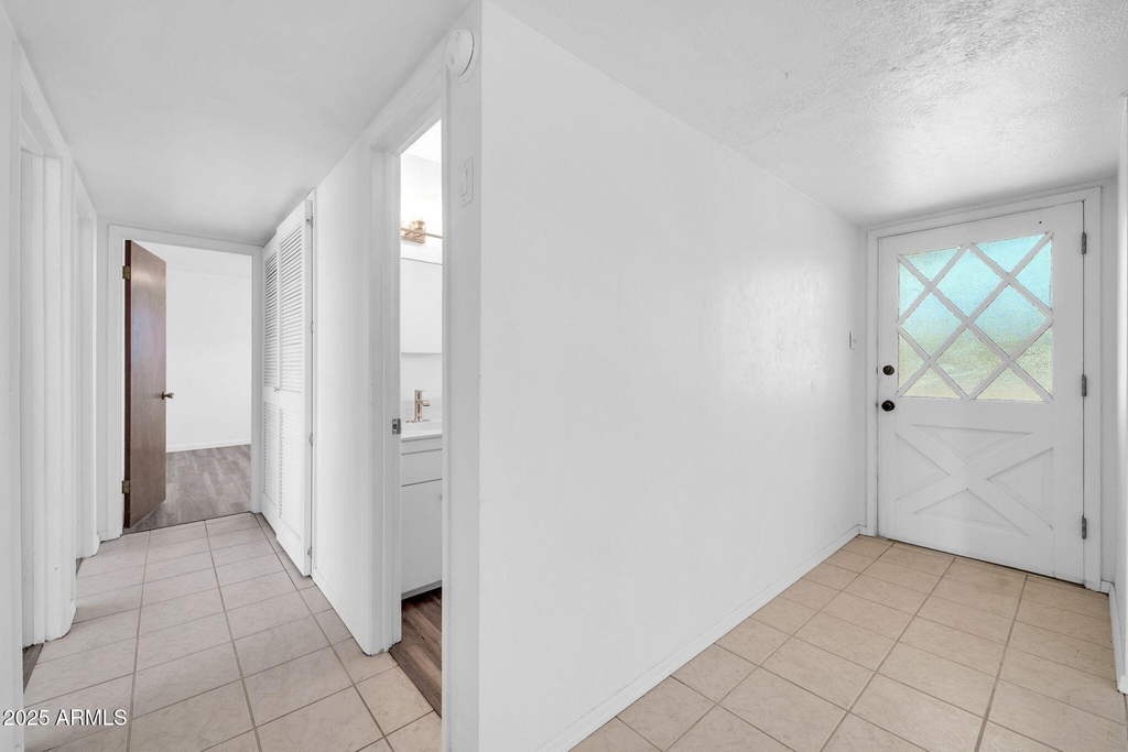 6420 E Windsor Avenue - Photo 9