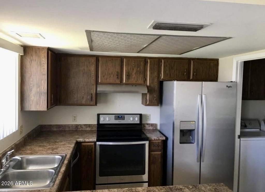 5712 E Estrid Circle - Photo 1