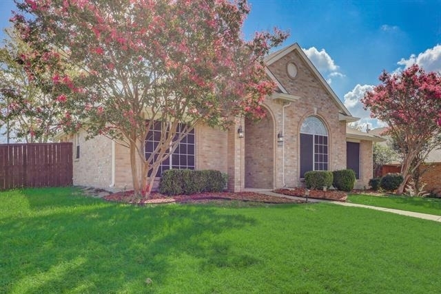 6302 Mount Vernon Drive - Photo 2