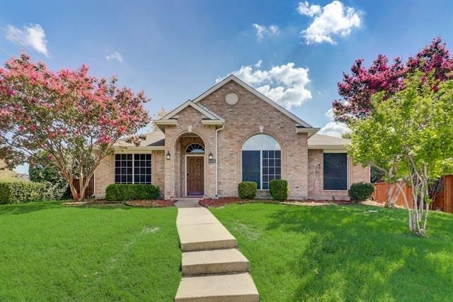 6302 Mount Vernon Drive - Photo 0