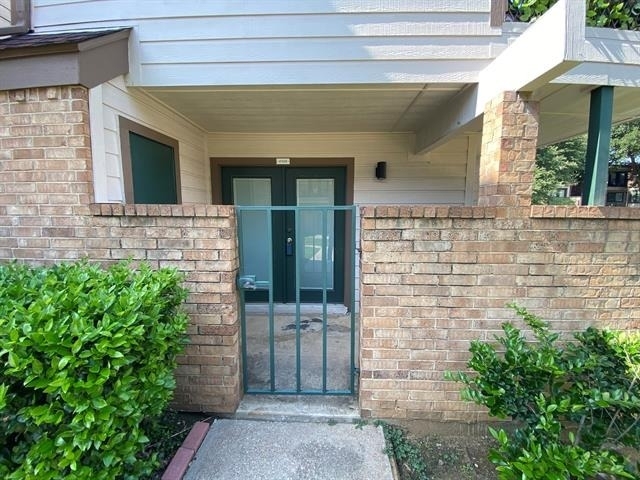 2311 Balsam Drive - Photo 0
