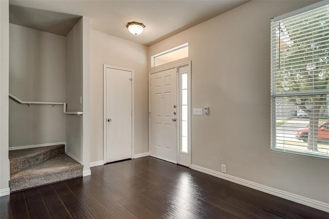 913 Greene Way - Photo 8