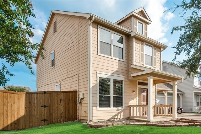 913 Greene Way - Photo 5