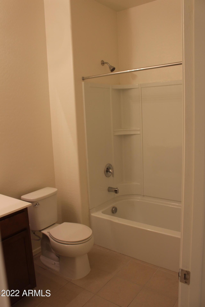 288 W Tropical Drive - Photo 4
