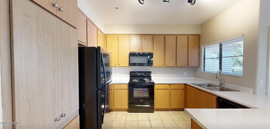 2100 N 145th Avenue - Photo 3