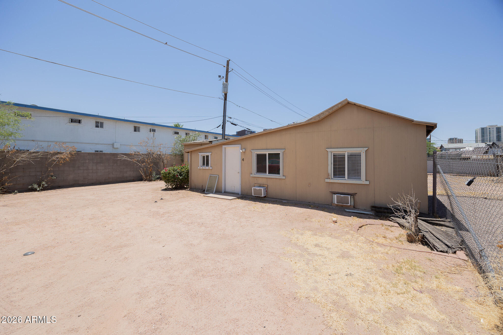 610 N 9th Street - Photo 2