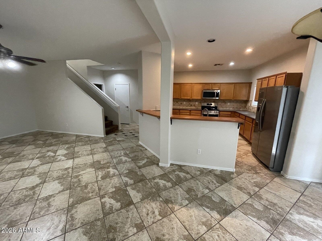 40411 W Helen Court - Photo 4