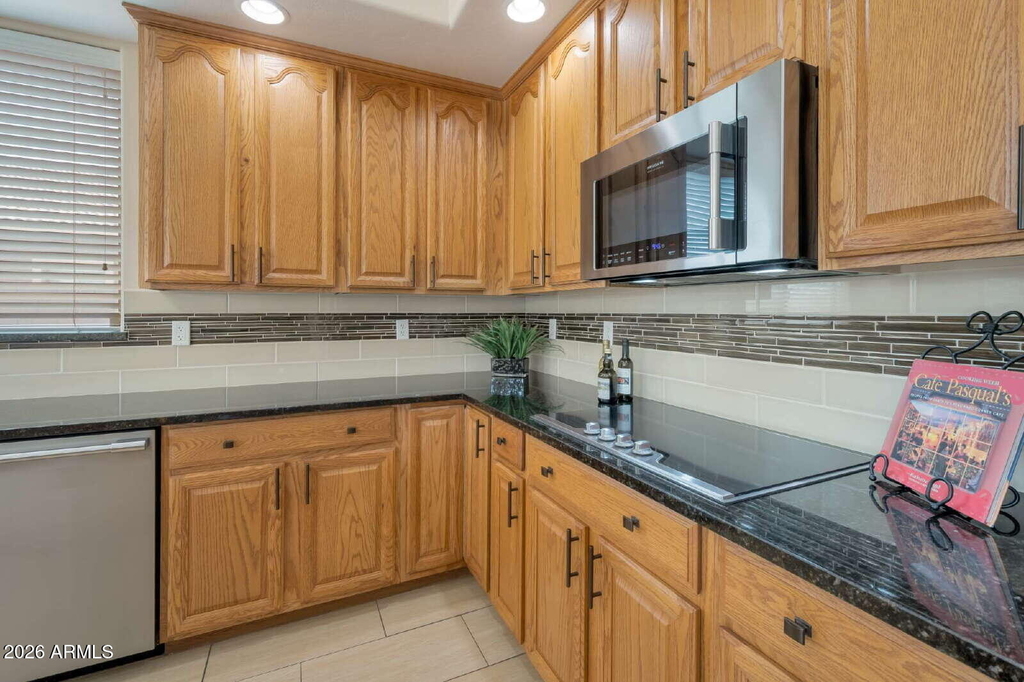 40411 W Helen Court - Photo 18