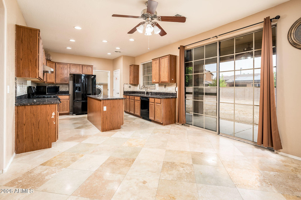 16026 W Mohave Street - Photo 12